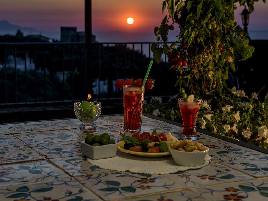 Villa Carolina Sorrento Private Heated Pool And Sea View Экстерьер фото